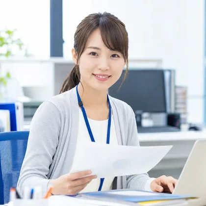 データ入力を担当するスタッフ